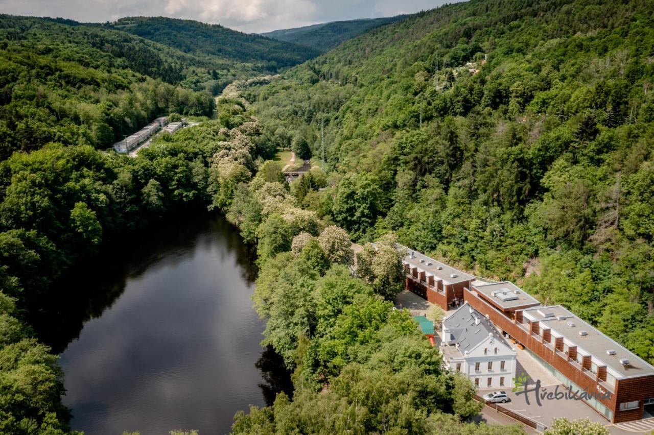 Restaurace A Pension Hrebikarna Chomutov Bagian luar foto