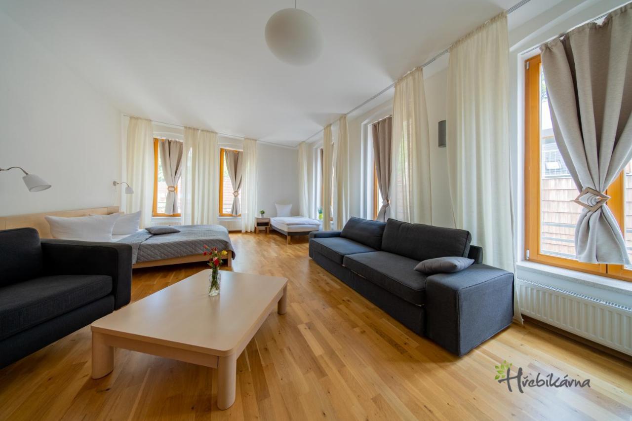 Restaurace A Pension Hrebikarna Chomutov Bagian luar foto