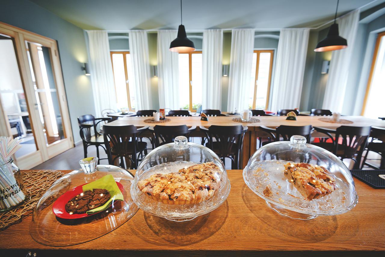 Restaurace A Pension Hrebikarna Chomutov Bagian luar foto